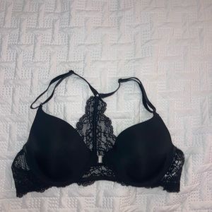 GAP body front clasp lacy bra